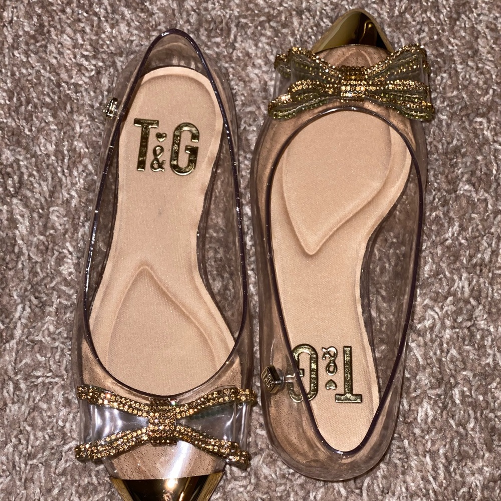 Shoes - Picture 2 of 3